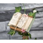 Photo of Деревянный Пюпитр с Гримуаром и декором