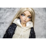 Photo of Бомбер - пайетки "черный", с капюшоном