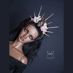 Photo of Диадема череп, шипы и цветы