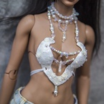 Photo of Корсаж Волна - белый голографик + ожерелье