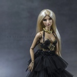 Photo of Корсаж черный с золотым для Fashion Royalty