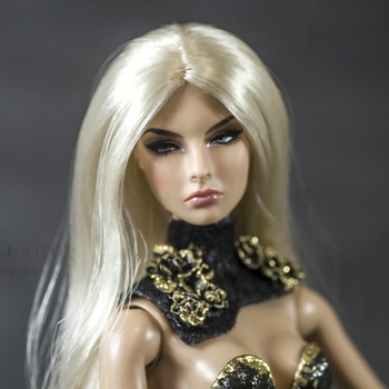 Photo of Ожерелье черное с золотом для Fashion Royalty