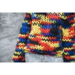 Photo of Свитер Яркий с удлиненными рукавами