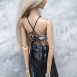 Photo of Топ типа корсетного - черный с бензиновыми стразами для Fashion Royalty