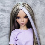 Photo of Парик со стразами - Пастельная прядка 6-7 Minifee (17см)