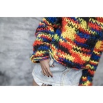 Photo of Свитер Яркий с удлиненными рукавами